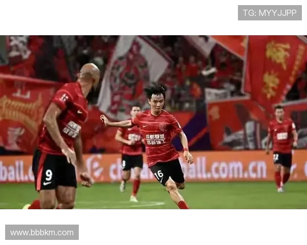 足协杯遭淘汰后无路可退 成都大胜反弹保留争冠希望