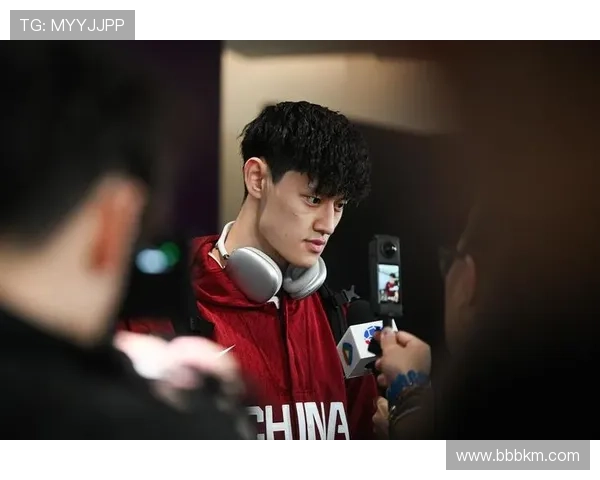 曾凡博正式签约布鲁克林网队开启NBA职业生涯期待未来表现