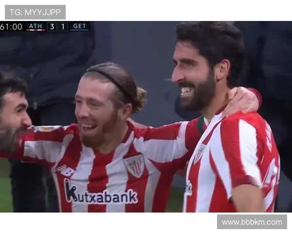 西甲居莱尔犯规送点 阿尔瓦雷斯冷静主罚成功为球队破门