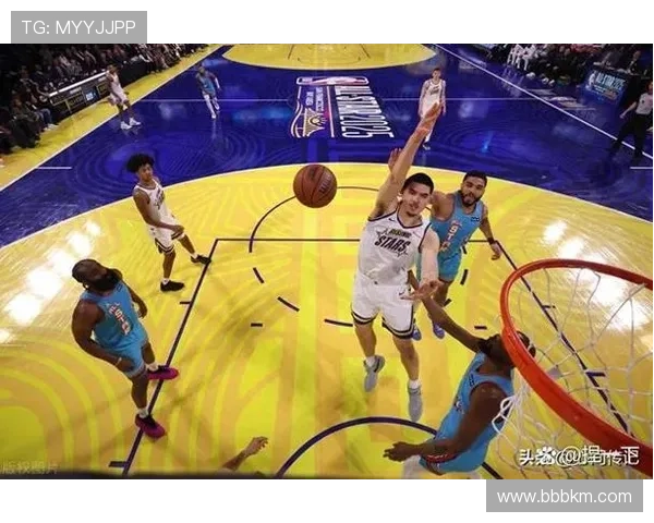 四人得分20展现团队篮球魅力库里期待继续打出精彩表现 四人得分20展现团队篮球魅力库里期待继续打出精彩表现